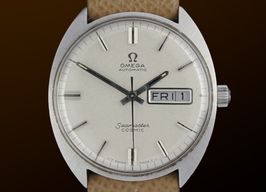 Omega Seamaster 166.036 (1969) - White dial 35 mm Steel case