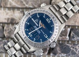 Breitling Emergency E56121.1 (Onbekend (willekeurig serienummer)) - Zwart wijzerplaat 43mm Titanium