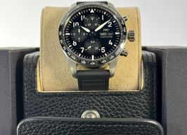 IWC Pilot Chronograph IW388305 (2025) - Zwart wijzerplaat 41mm Titanium