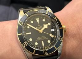 Tudor Black Bay Fifty-Eight 79018V (2024) - Green dial 39 mm Yellow Gold case