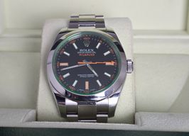 Rolex Milgauss 116400GV (Onbekend (willekeurig serienummer)) - Zwart wijzerplaat 40mm Staal
