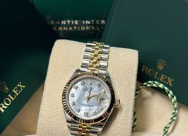 Rolex Lady-Datejust 279173 (2025) - Parelmoer wijzerplaat 28mm Goud/Staal