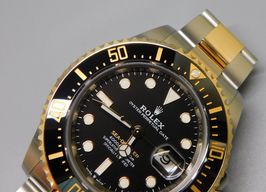 Rolex Sea-Dweller 126603 (2019) - Black dial 43 mm Gold/Steel case