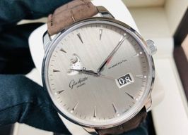 Glashütte Original Senator Excellence 1-36-04-03-02-31 (2022) - Zilver wijzerplaat 42mm Staal