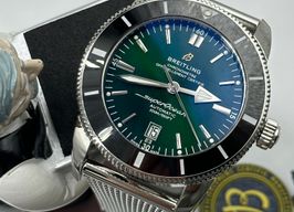 Breitling Superocean Heritage II 46 AB2020121L1A1 (2024) - Groen wijzerplaat 46mm Staal