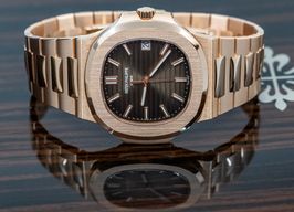 Patek Philippe Nautilus 5711/1R-001 (2019) - Bruin wijzerplaat 40mm Roségoud