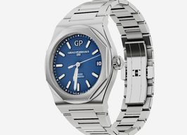 Girard-Perregaux Laureato 81010-11-431-11A (2022) - Blauw wijzerplaat 42mm Staal