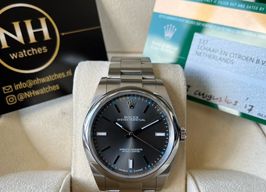 Rolex Oyster Perpetual 39 114300 (2017) - Zilver wijzerplaat 39mm Staal