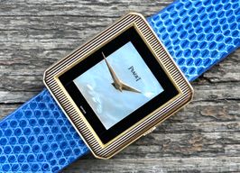 Piaget Protocole 9154 (1977) - Pearl dial 27 mm Yellow Gold case
