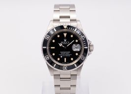 Rolex Submariner Date 16610 (1990) - Black dial 40 mm Steel case
