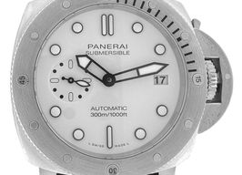 Panerai Luminor Submersible PAM02223 (2024) - White dial 42 mm Steel case