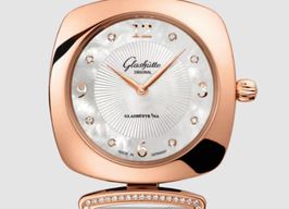 Glashütte Original Pavonina 1-03-02-04-05-30 (2023) - Wit wijzerplaat 31mm Roségoud