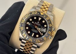 Rolex GMT-Master II 126713GRNR (2025) - Black dial 40 mm Gold/Steel case