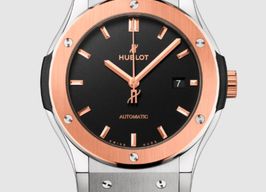 Hublot Classic Fusion 542.NO.1181.RX (2023) - Zwart wijzerplaat 42mm Titanium