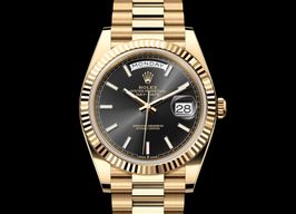 Rolex Day-Date 40 228238 (2023) - Black dial 40 mm Yellow Gold case