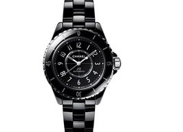 Chanel J12 H5696 (2023) - Black dial 33 mm Ceramic case