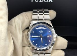 Tudor Royal 28600 (2024) - Blauw wijzerplaat 41mm Staal