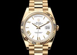 Rolex Day-Date 40 228238 (2023) - White dial 40 mm Yellow Gold case