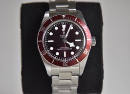 Tudor Black Bay Fifty-Eight 7939A1A0RU (2025) - Rood wijzerplaat 39mm Staal