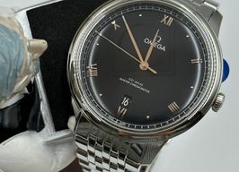 Omega De Ville Prestige 434.10.40.20.01.001 (2024) - Black dial 40 mm Steel case