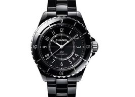 Chanel J12 H5697 (2023) - Black dial 38 mm Ceramic case