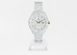 Rado HyperChrome R32033902 (2024) - White dial 36 mm Steel case