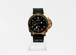 Panerai Luminor Submersible PAM01164 (2024) - Zwart wijzerplaat 42mm Roségoud