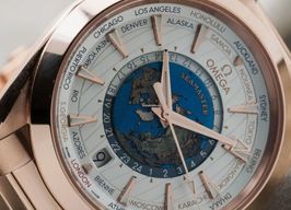 Omega Seamaster Aqua Terra 220.50.43.22.02.001 (2023) - Silver dial 43 mm Rose Gold case