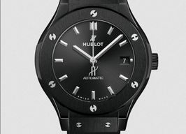 Hublot Classic Fusion 565.CM.1470.RX (2023) - Zwart wijzerplaat 38mm Keramiek