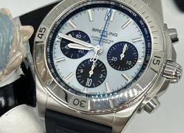 Breitling Chronomat 42 PB0134101C1S1 (2024) - Blauw wijzerplaat 42mm Staal