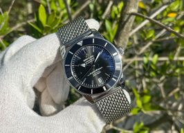 Breitling Superocean AB201012 -