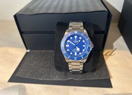 Tudor Pelagos 25600TB (2024) - Blauw wijzerplaat 42mm Titanium