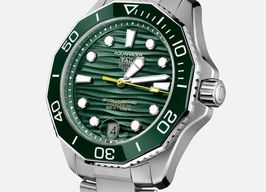 TAG Heuer Aquaracer 300M WBP5116.BA0013 (2024) - Groen wijzerplaat Onbekend Staal