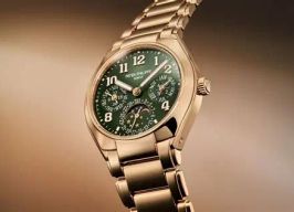 Patek Philippe Perpetual Calendar 4 7340/1R-010 (2024) - Zwart wijzerplaat 40mm Staal