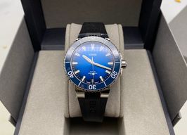 Oris Aquis Date 01 400 7769 4135-07 8 22 09PEB -