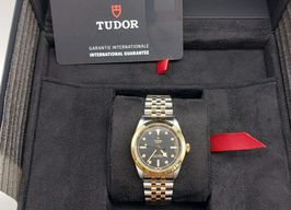 Tudor Black Bay S&G 79603 M79603-0006 (2025) - Black dial 31 mm Gold/Steel case