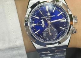 Vacheron Constantin Overseas 7920V/210A-B334 (2025) - Blauw wijzerplaat 41mm Staal