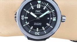 IWC Aquatimer Automatic IW328802 (2024) - Zwart wijzerplaat 42mm Staal