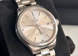 Tudor Style 12500 (2025) - Silver dial 38 mm Steel case