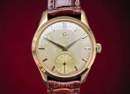 Omega Seamaster 2672 (1950) - Champagne dial 33 mm Yellow Gold case