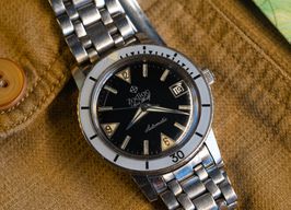 Zodiac Sea Wolf 1750B (1963) - Black dial 35 mm Steel case