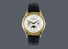 Patek Philippe Perpetual Calendar 3940J-014 (Onbekend (willekeurig serienummer)) - Wit wijzerplaat 36mm Geelgoud