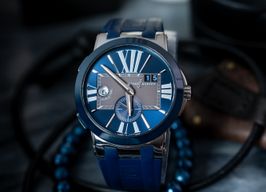Ulysse Nardin Executive Dual Time 243-00-3/43 (2014) - Blauw wijzerplaat 44mm Staal