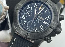 Breitling Avenger V13317101B1X1 (2023) - Zwart wijzerplaat 45mm Titanium