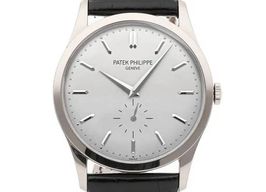 Patek Philippe Calatrava 5196G-001 -