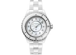 Chanel J12 H5704 (2023) - Pearl dial 33 mm Ceramic case