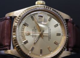 Rolex Day-Date 1803 (1973) - Champagne dial 36 mm Yellow Gold case