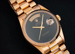 Rolex Day-Date 36 18038 (1987) - Black dial 36 mm Yellow Gold case