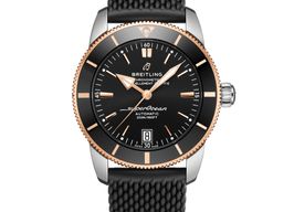 Breitling Superocean Heritage UB2010121B1S1 (2023) - Zwart wijzerplaat 42mm Goud/Staal