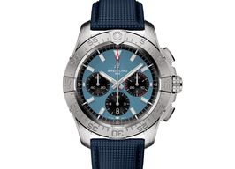 Breitling Avenger AB0147101C1X1 (2024) - Blauw wijzerplaat 44mm Staal